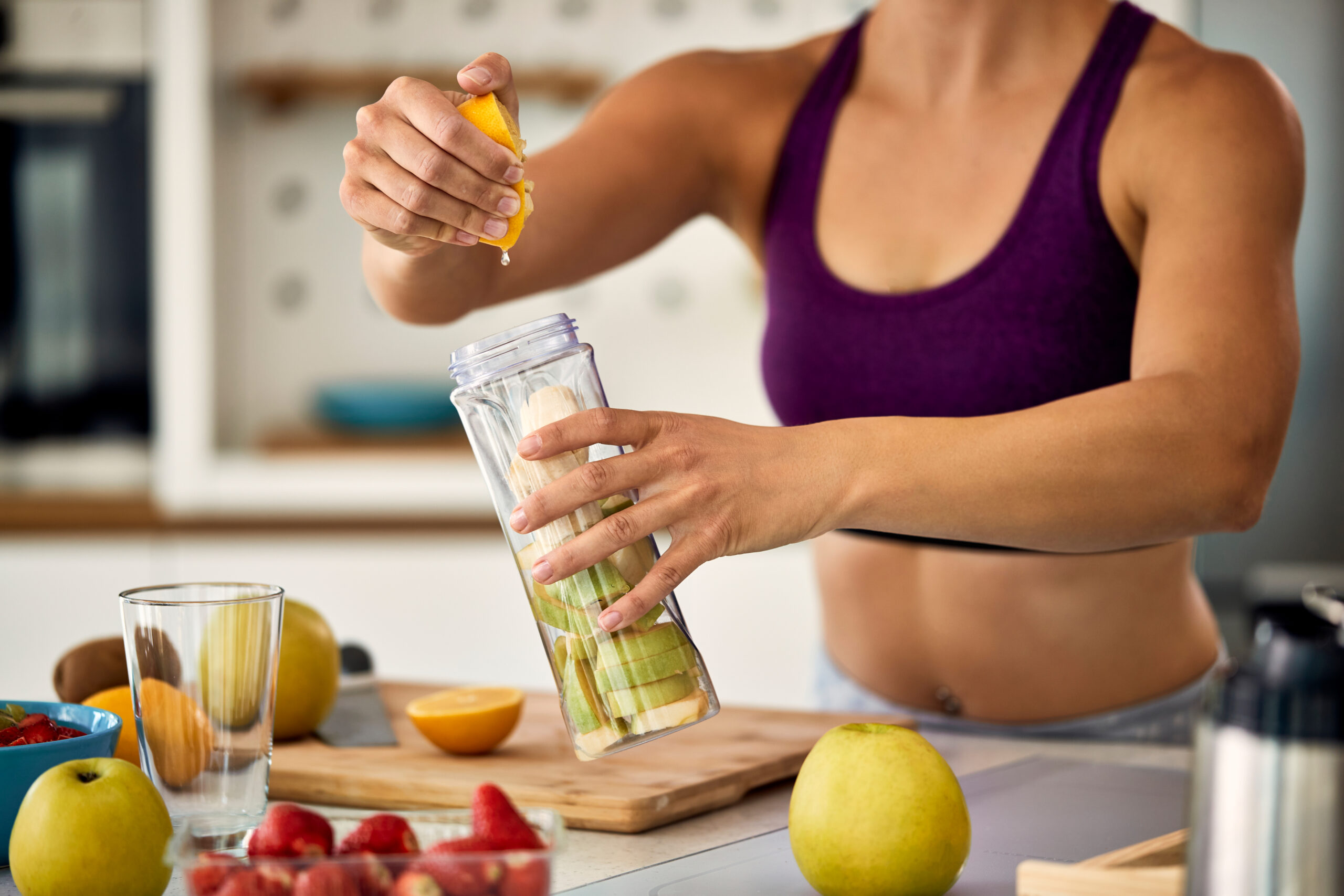 Nawodnienie, dieta, suplementacja – przed, w trakcie i po treningu